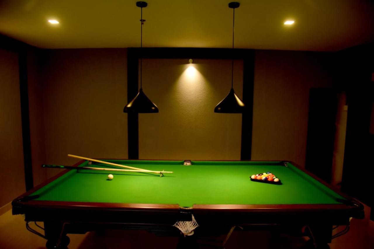 Hotel Emerald Palace Kottiyam 외부 사진