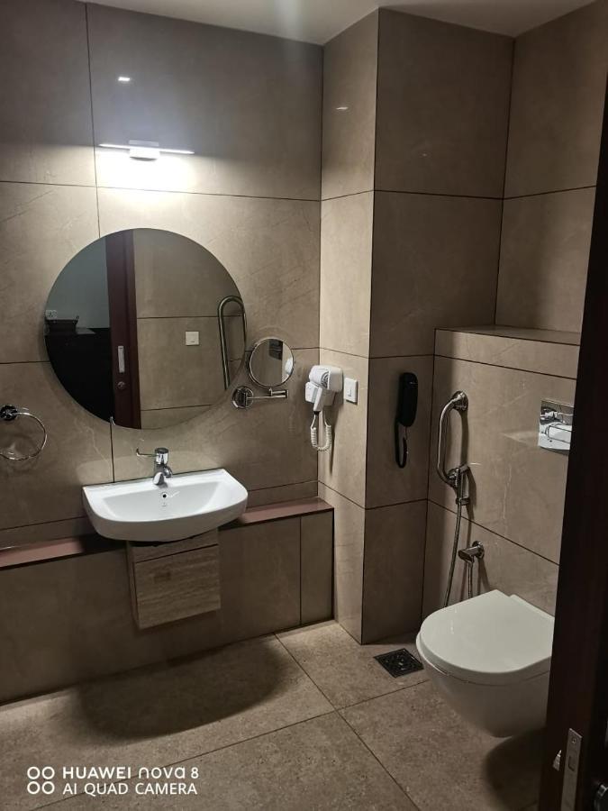 Hotel Emerald Palace Kottiyam 외부 사진